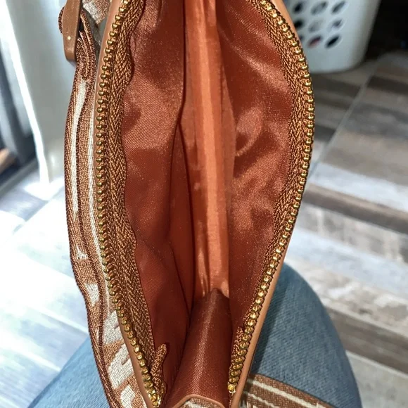 Steve Madden Belt Bag - Picture 4 of 4